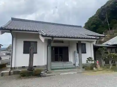 祐福寺の{uncategorized: "未分類", other: "その他", undefined: "問題あり", building: "その他建物", grave: "お墓", sacred_gate: "鳥居", guardian: "狛犬", statue: "像", buddha: "仏像", history: "歴史", nature: "自然", garden: "庭園", animal: "動物", pagoda: "塔", temizu: "手水舎", mountain_gate: "山門・神門", sanctuary: "本殿・本堂", subordinate: "末社・摂社", art: "芸術", scenery: "景色", jizo: "地蔵", ema: "絵馬", goshuin: "御朱印", omikuji: "おみくじ", items: "授与品その他", amulet: "お守り", goshuincho: "御朱印帳", eats: "食事", festival: "お祭り", votive_dance: "神楽", shichigosan: "七五三参", wedding: "結婚式", experience: "体験その他", initially: "初詣", around: "周辺", anti_infection: "感染症対策"}