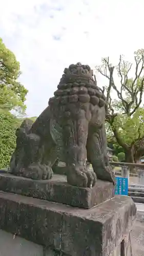 福岡縣護國神社の狛犬