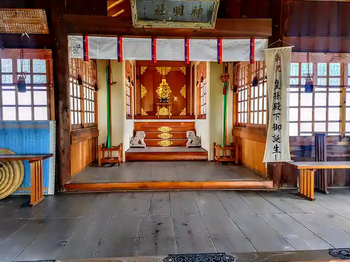 神明社の本殿・本堂
