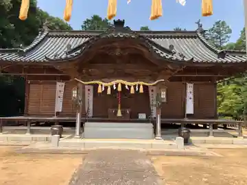 石田神社の本殿・本堂