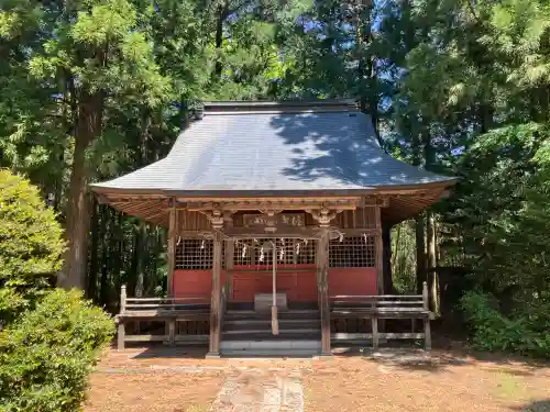 温泉神社(実取)の本殿・本堂