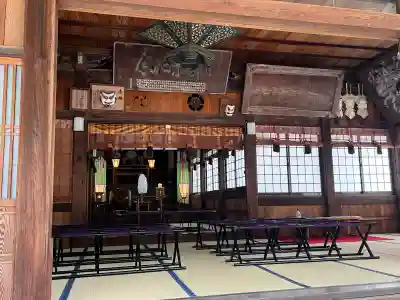 素盞嗚神社の{uncategorized: "未分類", other: "その他", undefined: "問題あり", building: "その他建物", grave: "お墓", sacred_gate: "鳥居", guardian: "狛犬", statue: "像", buddha: "仏像", history: "歴史", nature: "自然", garden: "庭園", animal: "動物", pagoda: "塔", temizu: "手水舎", mountain_gate: "山門・神門", sanctuary: "本殿・本堂", subordinate: "末社・摂社", art: "芸術", scenery: "景色", jizo: "地蔵", ema: "絵馬", goshuin: "御朱印", omikuji: "おみくじ", items: "授与品その他", amulet: "お守り", goshuincho: "御朱印帳", eats: "食事", festival: "お祭り", votive_dance: "神楽", shichigosan: "七五三参", wedding: "結婚式", experience: "体験その他", initially: "初詣", around: "周辺", anti_infection: "感染症対策"}
