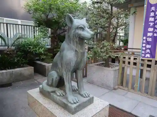 宮益御嶽神社の狛犬