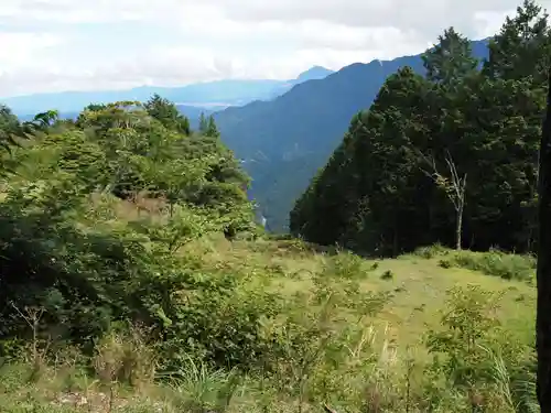 三峯神社の景色