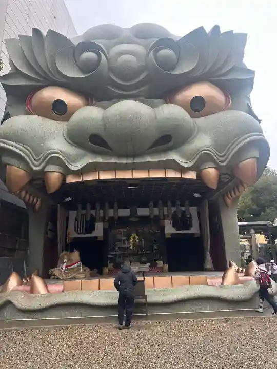 難波八阪神社の{uncategorized: "未分類", other: "その他", undefined: "問題あり", building: "その他建物", grave: "お墓", sacred_gate: "鳥居", guardian: "狛犬", statue: "像", buddha: "仏像", history: "歴史", nature: "自然", garden: "庭園", animal: "動物", pagoda: "塔", temizu: "手水舎", mountain_gate: "山門・神門", sanctuary: "本殿・本堂", subordinate: "末社・摂社", art: "芸術", scenery: "景色", jizo: "地蔵", ema: "絵馬", goshuin: "御朱印", omikuji: "おみくじ", items: "授与品その他", amulet: "お守り", goshuincho: "御朱印帳", eats: "食事", festival: "お祭り", votive_dance: "神楽", shichigosan: "七五三参", wedding: "結婚式", experience: "体験その他", initially: "初詣", around: "周辺", anti_infection: "感染症対策"}