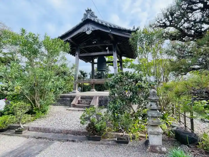 慈眼寺の{uncategorized: "未分類", other: "その他", undefined: "問題あり", building: "その他建物", grave: "お墓", sacred_gate: "鳥居", guardian: "狛犬", statue: "像", buddha: "仏像", history: "歴史", nature: "自然", garden: "庭園", animal: "動物", pagoda: "塔", temizu: "手水舎", mountain_gate: "山門・神門", sanctuary: "本殿・本堂", subordinate: "末社・摂社", art: "芸術", scenery: "景色", jizo: "地蔵", ema: "絵馬", goshuin: "御朱印", omikuji: "おみくじ", items: "授与品その他", amulet: "お守り", goshuincho: "御朱印帳", eats: "食事", festival: "お祭り", votive_dance: "神楽", shichigosan: "七五三参", wedding: "結婚式", experience: "体験その他", initially: "初詣", around: "周辺", anti_infection: "感染症対策"}