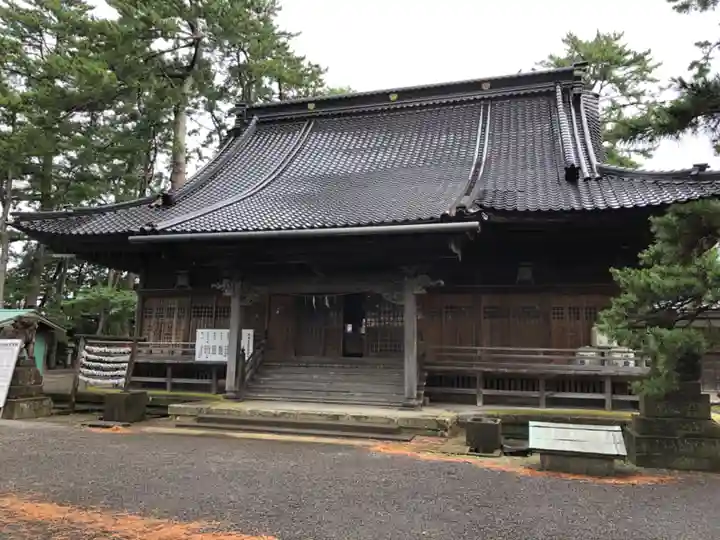 重蔵神社の本殿・本堂