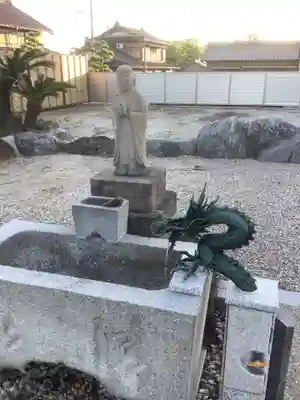 妙法寺の手水舎