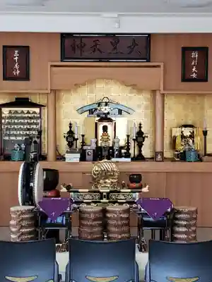 理性寺の本殿・本堂