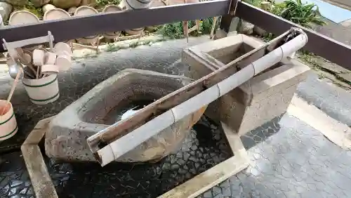 円明寺の{uncategorized: "未分類", other: "その他", undefined: "問題あり", building: "その他建物", grave: "お墓", sacred_gate: "鳥居", guardian: "狛犬", statue: "像", buddha: "仏像", history: "歴史", nature: "自然", garden: "庭園", animal: "動物", pagoda: "塔", temizu: "手水舎", mountain_gate: "山門・神門", sanctuary: "本殿・本堂", subordinate: "末社・摂社", art: "芸術", scenery: "景色", jizo: "地蔵", ema: "絵馬", goshuin: "御朱印", omikuji: "おみくじ", items: "授与品その他", amulet: "お守り", goshuincho: "御朱印帳", eats: "食事", festival: "お祭り", votive_dance: "神楽", shichigosan: "七五三参", wedding: "結婚式", experience: "体験その他", initially: "初詣", around: "周辺", anti_infection: "感染症対策"}