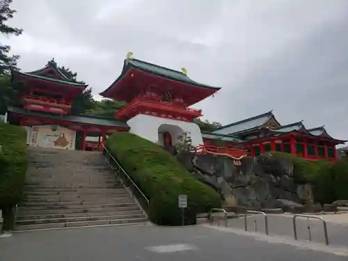 赤間神宮の山門