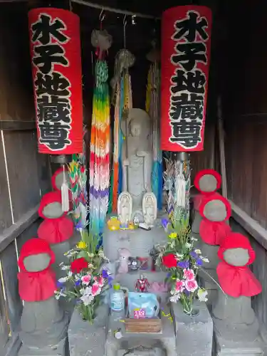 浄正寺の{uncategorized: "未分類", other: "その他", undefined: "問題あり", building: "その他建物", grave: "お墓", sacred_gate: "鳥居", guardian: "狛犬", statue: "像", buddha: "仏像", history: "歴史", nature: "自然", garden: "庭園", animal: "動物", pagoda: "塔", temizu: "手水舎", mountain_gate: "山門・神門", sanctuary: "本殿・本堂", subordinate: "末社・摂社", art: "芸術", scenery: "景色", jizo: "地蔵", ema: "絵馬", goshuin: "御朱印", omikuji: "おみくじ", items: "授与品その他", amulet: "お守り", goshuincho: "御朱印帳", eats: "食事", festival: "お祭り", votive_dance: "神楽", shichigosan: "七五三参", wedding: "結婚式", experience: "体験その他", initially: "初詣", around: "周辺", anti_infection: "感染症対策"}