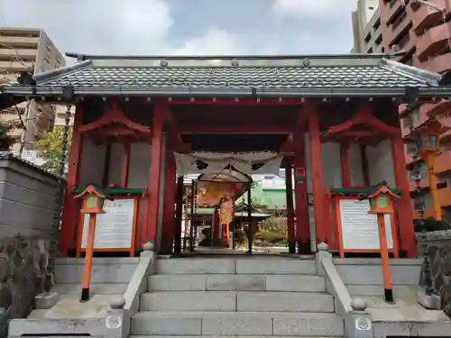 仙台大神宮の山門・神門