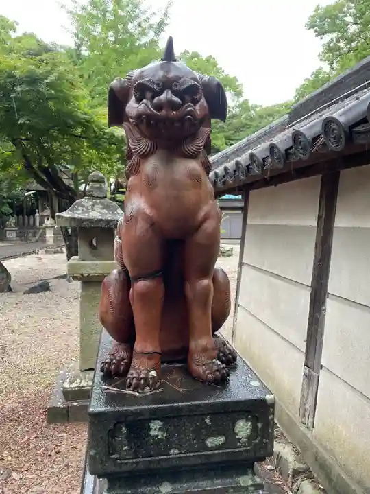 御剱八幡宮の狛犬