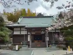 報国寺の本殿