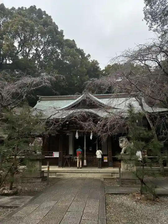 保久良神社の{uncategorized: "未分類", other: "その他", undefined: "問題あり", building: "その他建物", grave: "お墓", sacred_gate: "鳥居", guardian: "狛犬", statue: "像", buddha: "仏像", history: "歴史", nature: "自然", garden: "庭園", animal: "動物", pagoda: "塔", temizu: "手水舎", mountain_gate: "山門・神門", sanctuary: "本殿・本堂", subordinate: "末社・摂社", art: "芸術", scenery: "景色", jizo: "地蔵", ema: "絵馬", goshuin: "御朱印", omikuji: "おみくじ", items: "授与品その他", amulet: "お守り", goshuincho: "御朱印帳", eats: "食事", festival: "お祭り", votive_dance: "神楽", shichigosan: "七五三参", wedding: "結婚式", experience: "体験その他", initially: "初詣", around: "周辺", anti_infection: "感染症対策"}