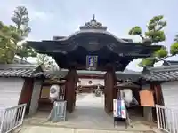 善光寺大本願の山門・神門