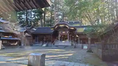 諏訪大社の本殿・本堂