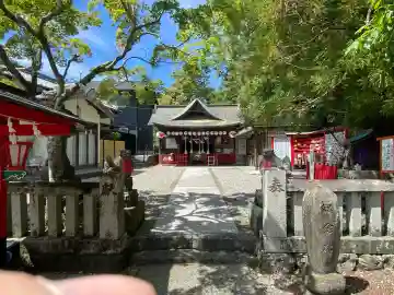 本宮神社の{uncategorized: "未分類", other: "その他", undefined: "問題あり", building: "その他建物", grave: "お墓", sacred_gate: "鳥居", guardian: "狛犬", statue: "像", buddha: "仏像", history: "歴史", nature: "自然", garden: "庭園", animal: "動物", pagoda: "塔", temizu: "手水舎", mountain_gate: "山門・神門", sanctuary: "本殿・本堂", subordinate: "末社・摂社", art: "芸術", scenery: "景色", jizo: "地蔵", ema: "絵馬", goshuin: "御朱印", omikuji: "おみくじ", items: "授与品その他", amulet: "お守り", goshuincho: "御朱印帳", eats: "食事", festival: "お祭り", votive_dance: "神楽", shichigosan: "七五三参", wedding: "結婚式", experience: "体験その他", initially: "初詣", around: "周辺", anti_infection: "感染症対策"}