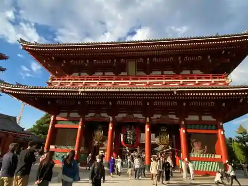 浅草寺の山門・神門