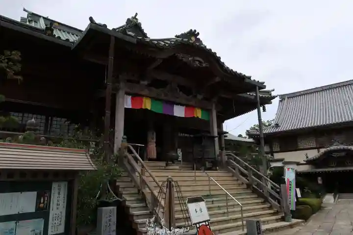 立江寺の本殿・本堂