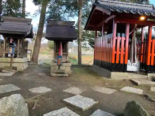 己爾乃神社の末社