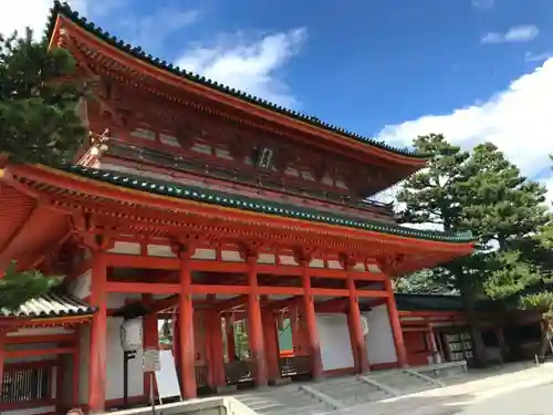 平安神宮の山門