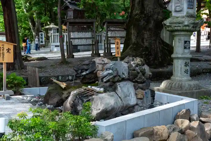 諏訪大社下社秋宮(長野県)