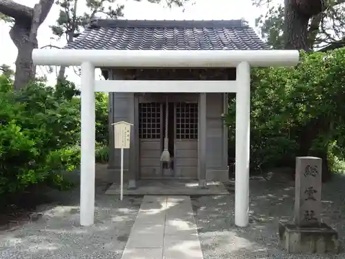 森戸大明神（森戸神社）の末社・摂社