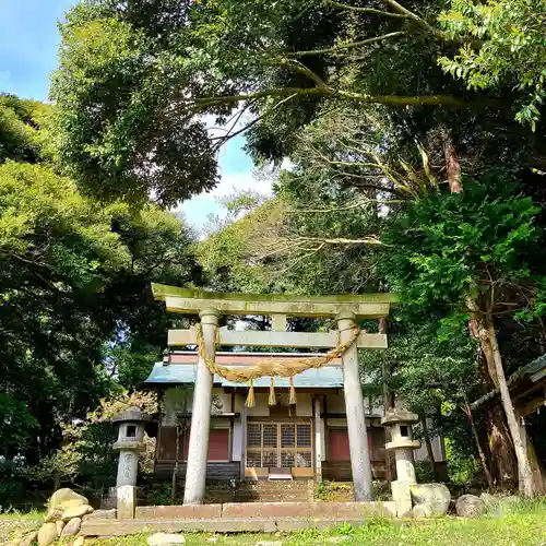 八幡神社の鳥居