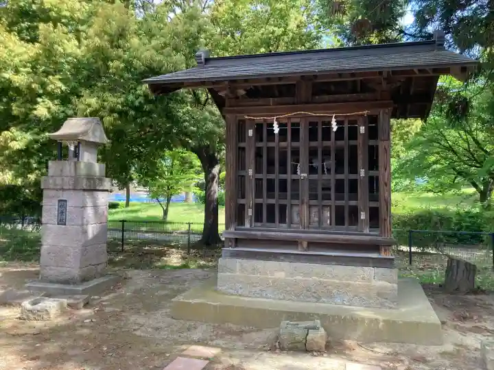 川中嶋斗賣神社の{uncategorized: "未分類", other: "その他", undefined: "問題あり", building: "その他建物", grave: "お墓", sacred_gate: "鳥居", guardian: "狛犬", statue: "像", buddha: "仏像", history: "歴史", nature: "自然", garden: "庭園", animal: "動物", pagoda: "塔", temizu: "手水舎", mountain_gate: "山門・神門", sanctuary: "本殿・本堂", subordinate: "末社・摂社", art: "芸術", scenery: "景色", jizo: "地蔵", ema: "絵馬", goshuin: "御朱印", omikuji: "おみくじ", items: "授与品その他", amulet: "お守り", goshuincho: "御朱印帳", eats: "食事", festival: "お祭り", votive_dance: "神楽", shichigosan: "七五三参", wedding: "結婚式", experience: "体験その他", initially: "初詣", around: "周辺", anti_infection: "感染症対策"}
