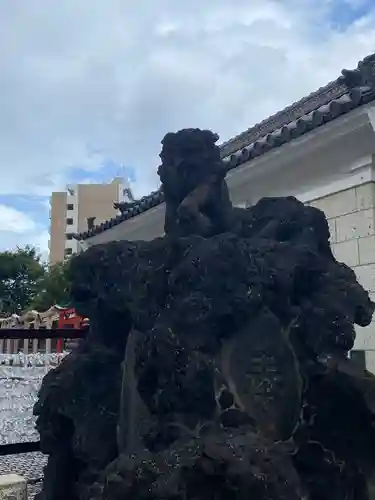 鶴見神社の狛犬