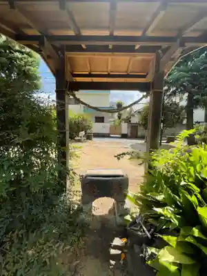 胡録神社の手水舎