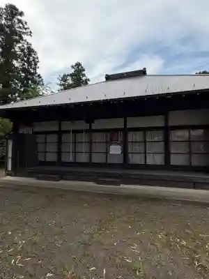 圓蔵寺の{uncategorized: "未分類", other: "その他", undefined: "問題あり", building: "その他建物", grave: "お墓", sacred_gate: "鳥居", guardian: "狛犬", statue: "像", buddha: "仏像", history: "歴史", nature: "自然", garden: "庭園", animal: "動物", pagoda: "塔", temizu: "手水舎", mountain_gate: "山門・神門", sanctuary: "本殿・本堂", subordinate: "末社・摂社", art: "芸術", scenery: "景色", jizo: "地蔵", ema: "絵馬", goshuin: "御朱印", omikuji: "おみくじ", items: "授与品その他", amulet: "お守り", goshuincho: "御朱印帳", eats: "食事", festival: "お祭り", votive_dance: "神楽", shichigosan: "七五三参", wedding: "結婚式", experience: "体験その他", initially: "初詣", around: "周辺", anti_infection: "感染症対策"}