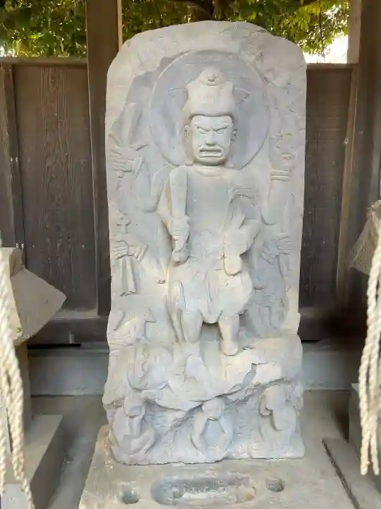 白髭神社の{uncategorized: "未分類", other: "その他", undefined: "問題あり", building: "その他建物", grave: "お墓", sacred_gate: "鳥居", guardian: "狛犬", statue: "像", buddha: "仏像", history: "歴史", nature: "自然", garden: "庭園", animal: "動物", pagoda: "塔", temizu: "手水舎", mountain_gate: "山門・神門", sanctuary: "本殿・本堂", subordinate: "末社・摂社", art: "芸術", scenery: "景色", jizo: "地蔵", ema: "絵馬", goshuin: "御朱印", omikuji: "おみくじ", items: "授与品その他", amulet: "お守り", goshuincho: "御朱印帳", eats: "食事", festival: "お祭り", votive_dance: "神楽", shichigosan: "七五三参", wedding: "結婚式", experience: "体験その他", initially: "初詣", around: "周辺", anti_infection: "感染症対策"}