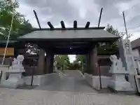 北見神社の山門・神門