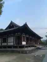 薬師寺の本殿・本堂
