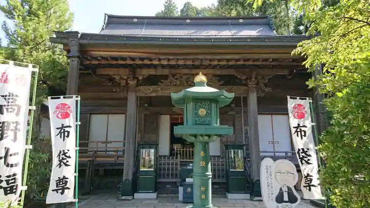 熊谷寺の本殿・本堂
