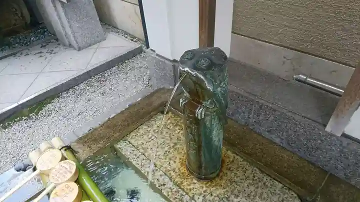 櫻天神社の手水舎