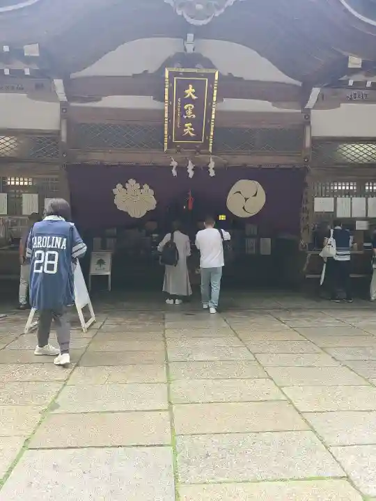 高野山金剛峯寺奥の院の{uncategorized: "未分類", other: "その他", undefined: "問題あり", building: "その他建物", grave: "お墓", sacred_gate: "鳥居", guardian: "狛犬", statue: "像", buddha: "仏像", history: "歴史", nature: "自然", garden: "庭園", animal: "動物", pagoda: "塔", temizu: "手水舎", mountain_gate: "山門・神門", sanctuary: "本殿・本堂", subordinate: "末社・摂社", art: "芸術", scenery: "景色", jizo: "地蔵", ema: "絵馬", goshuin: "御朱印", omikuji: "おみくじ", items: "授与品その他", amulet: "お守り", goshuincho: "御朱印帳", eats: "食事", festival: "お祭り", votive_dance: "神楽", shichigosan: "七五三参", wedding: "結婚式", experience: "体験その他", initially: "初詣", around: "周辺", anti_infection: "感染症対策"}