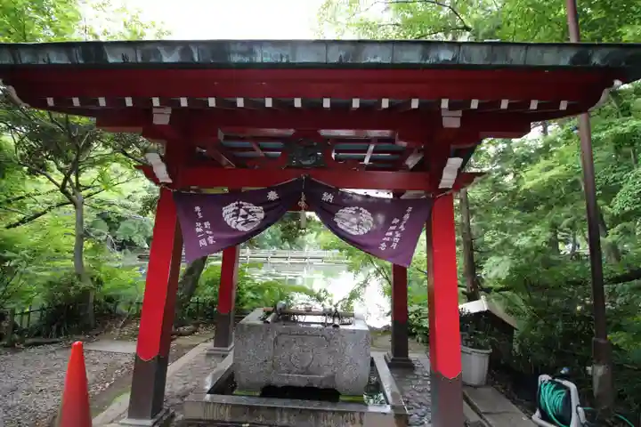 井の頭弁財天(大盛寺)の手水舎