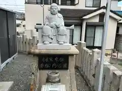 赤鹿稲荷神社の像