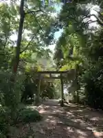 三社神社の鳥居
