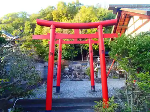 神明神社の鳥居