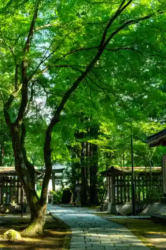 雄山神社中宮祈願殿(富山県)