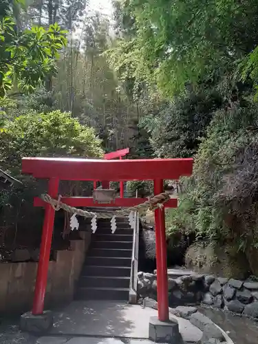 武州柿生琴平神社の鳥居