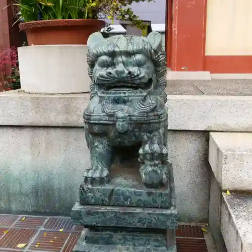 三島神社の狛犬