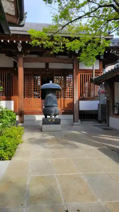 神宮寺の{uncategorized: "未分類", other: "その他", undefined: "問題あり", building: "その他建物", grave: "お墓", sacred_gate: "鳥居", guardian: "狛犬", statue: "像", buddha: "仏像", history: "歴史", nature: "自然", garden: "庭園", animal: "動物", pagoda: "塔", temizu: "手水舎", mountain_gate: "山門・神門", sanctuary: "本殿・本堂", subordinate: "末社・摂社", art: "芸術", scenery: "景色", jizo: "地蔵", ema: "絵馬", goshuin: "御朱印", omikuji: "おみくじ", items: "授与品その他", amulet: "お守り", goshuincho: "御朱印帳", eats: "食事", festival: "お祭り", votive_dance: "神楽", shichigosan: "七五三参", wedding: "結婚式", experience: "体験その他", initially: "初詣", around: "周辺", anti_infection: "感染症対策"}