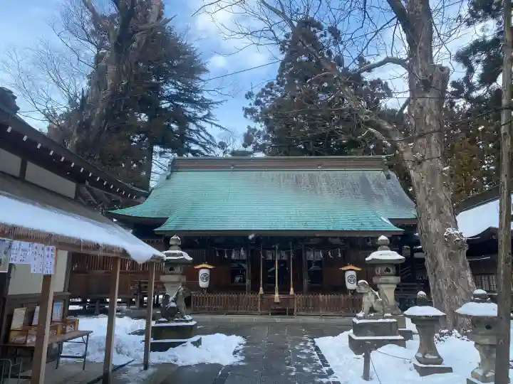 蠶養國神社の{uncategorized: "未分類", other: "その他", undefined: "問題あり", building: "その他建物", grave: "お墓", sacred_gate: "鳥居", guardian: "狛犬", statue: "像", buddha: "仏像", history: "歴史", nature: "自然", garden: "庭園", animal: "動物", pagoda: "塔", temizu: "手水舎", mountain_gate: "山門・神門", sanctuary: "本殿・本堂", subordinate: "末社・摂社", art: "芸術", scenery: "景色", jizo: "地蔵", ema: "絵馬", goshuin: "御朱印", omikuji: "おみくじ", items: "授与品その他", amulet: "お守り", goshuincho: "御朱印帳", eats: "食事", festival: "お祭り", votive_dance: "神楽", shichigosan: "七五三参", wedding: "結婚式", experience: "体験その他", initially: "初詣", around: "周辺", anti_infection: "感染症対策"}