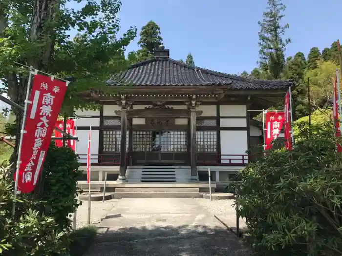 常楽寺の本殿